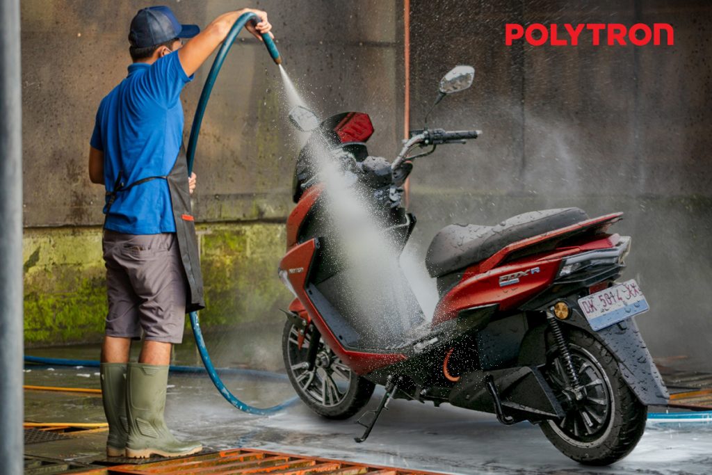 cuci motor listrik